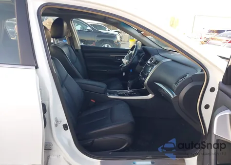 2013 Nissan Altima 2.5 Sl z USA, uszkodzony, nr VIN 1N4AL3AP2DN575885